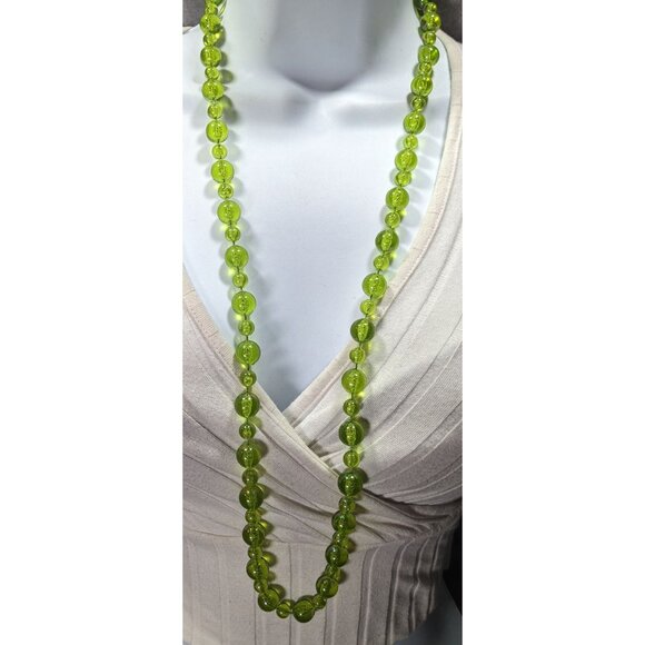 Cottagecore Spring Themed Green Translucent Beaded Necklace - Picture 2 of 4